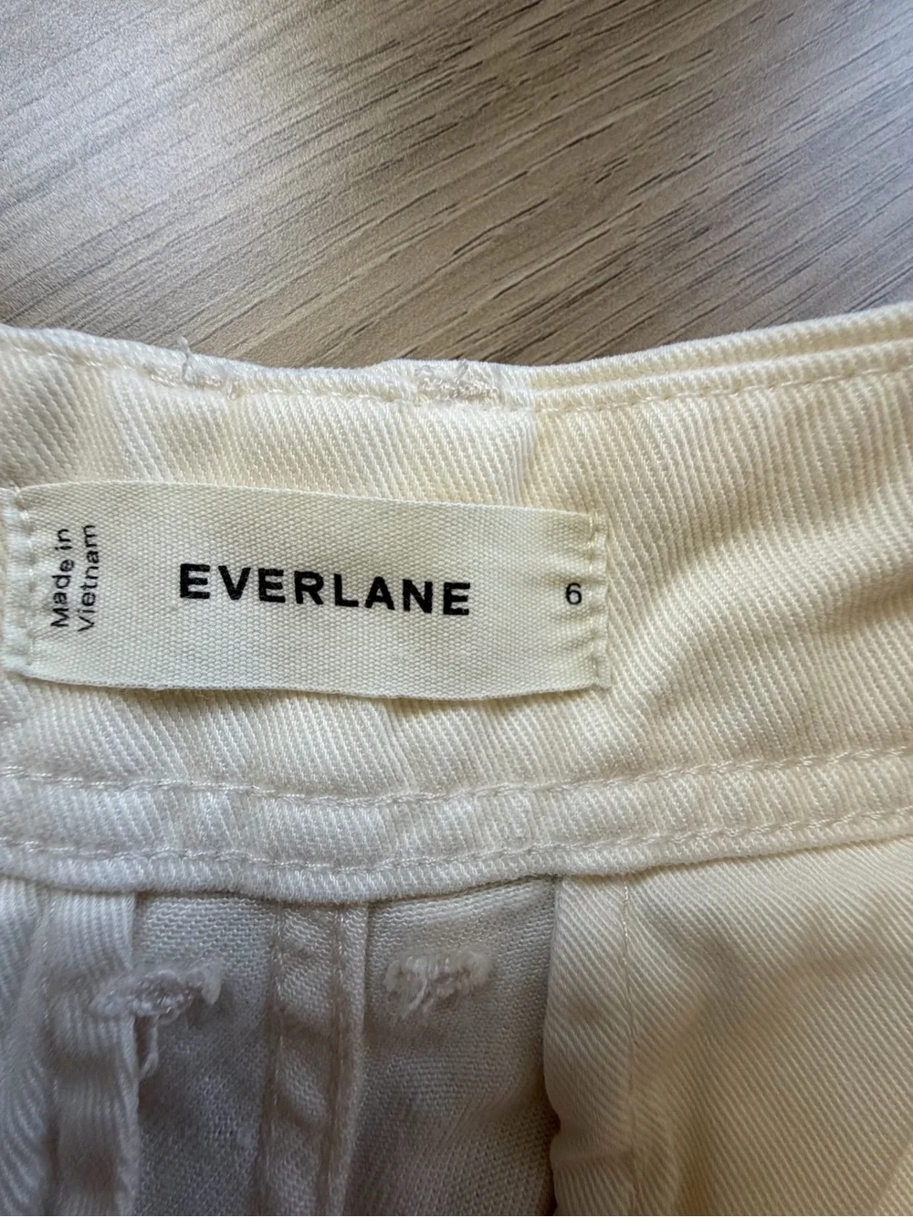 Everlane Carpenter Cropped Cream High-Rise Buttersoft Tencel Pants Tapered Leg 6 - Picture 4 of 9